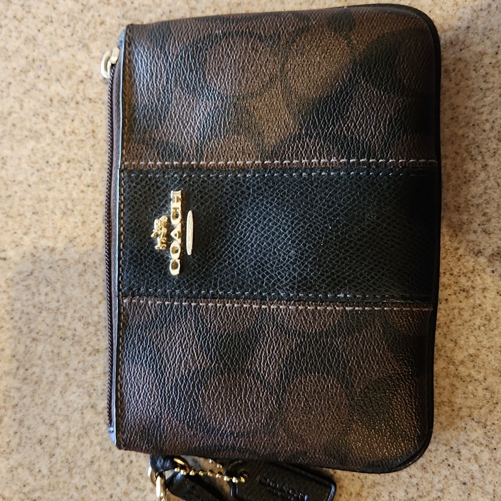 Coach Black Leather Wristlet with Zipper Closure